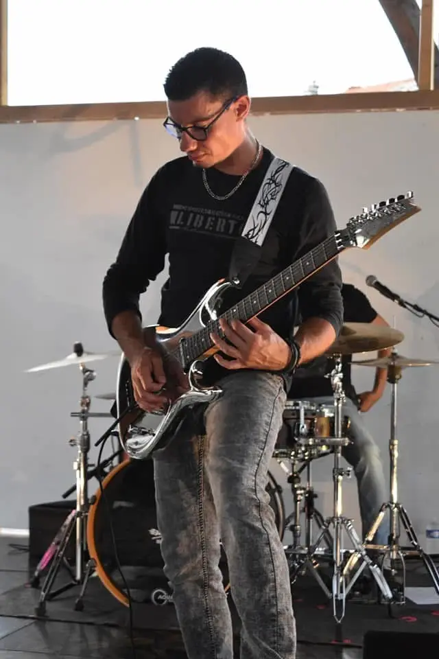 ALIVE Acoustic Band - Photo de concert 17